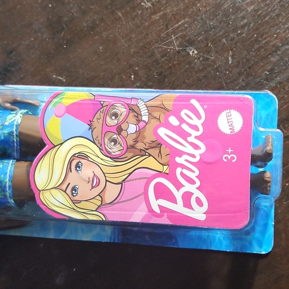 BARBIE KEN BEACH DOLL WITH DARK HAIR AND Blue TROPICAL SWIM TRUNKS NWT - Picture 9 of 9